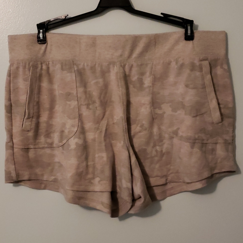 Athletic works shorts